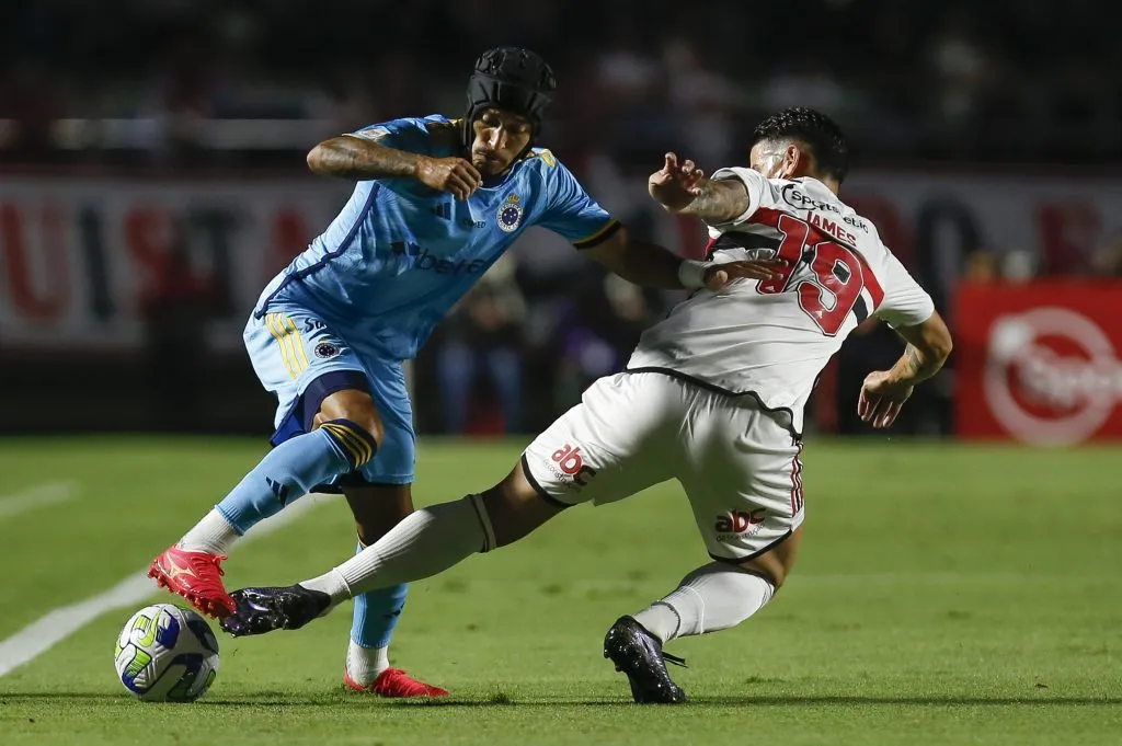 James quer deixar o São Paulo (Photo by Ricardo Moreira/Getty Images)