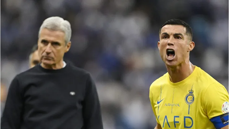 Cristiano Ronaldo fica revoltado junto com Luís Castro no Al Nassr. Foto: Michael Regan/Getty Images)