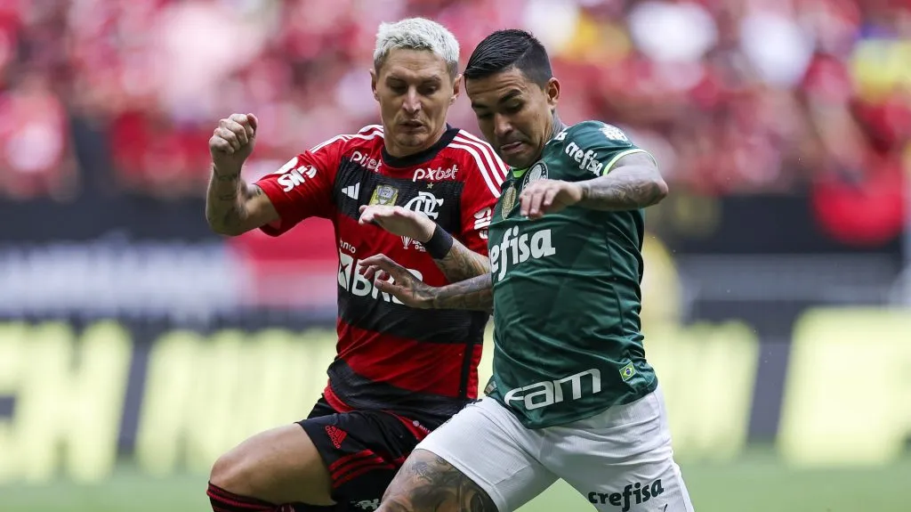 Mais um fora do Flamengo! Jogador é comunicado e vai deixar o clube em 2024; Campeão da Libertadores entre os principais interessados (Photo by Buda Mendes/Getty Images)