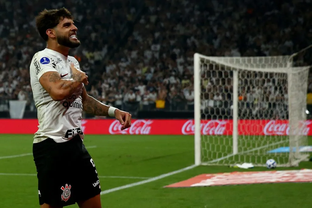 Atacante no duelo diante do Fortaleza (Photo by Alexandre Schneider/Getty Images)