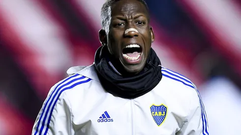 Campeão brasileiro consegue o 'sim' do Boca Juniors para fechar com Advíncula; uma condição impede negócio. (Photo by Marcelo Endelli/Getty Images)