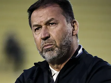 Augusto Melo fracassa e Corinthians perde atacante para rival brasileiro
