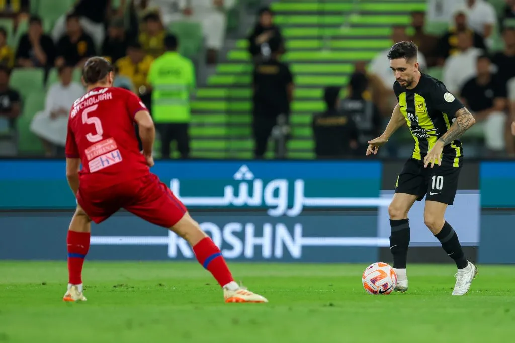 Igor Coronado atuando pelo Al-Ittihad. (Photo by Yasser Bakhsh/Getty Images)