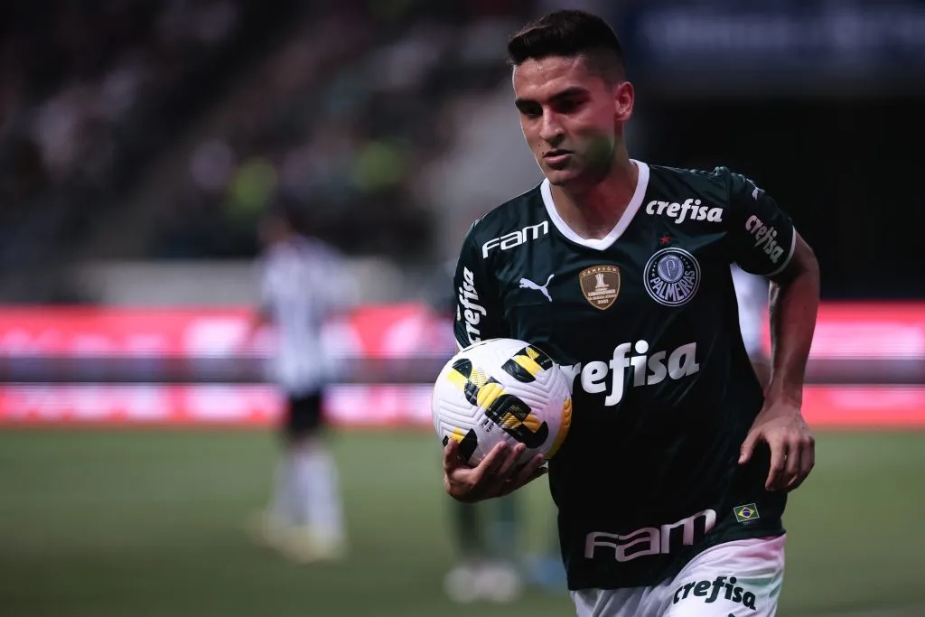 Atuesta em ação pelo Palmeiras. Foto: Ettore Chiereguini/AGIF