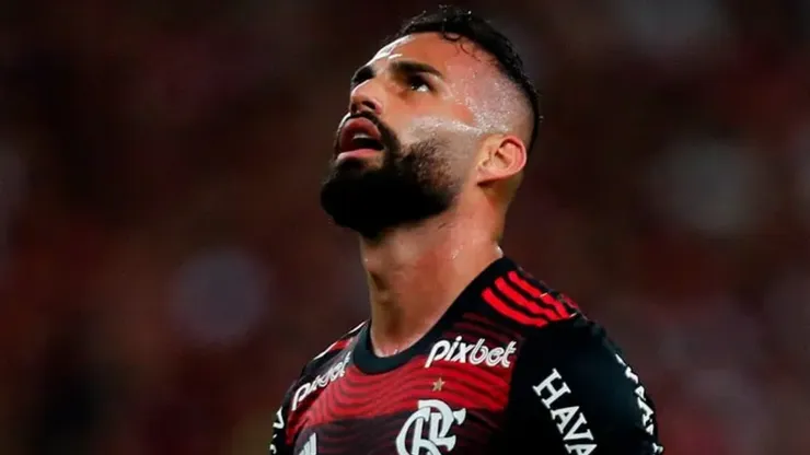 Thiago Maia aina tem futuro incerto no Flamengo (Foto: Divulgação/Flamengo)