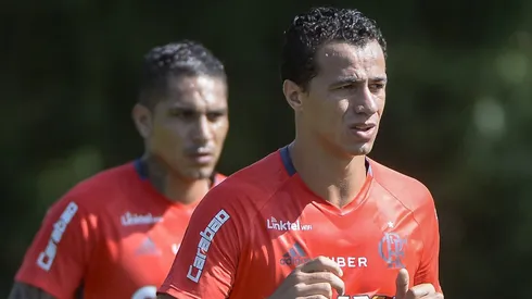 São Paulo quer anunciar atacante ex-Flamengo para ser reserva de Calleri na Libertadores. Foto: Fernando Soutello/AGIF