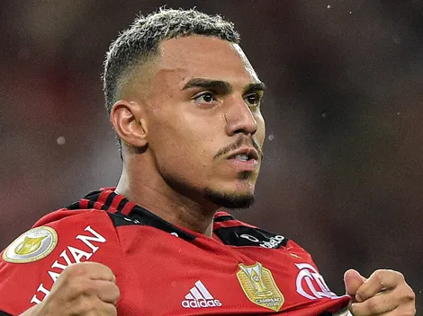 Matheuzinho decide deixar o Flamengo e define de uma vez onde vai jogar