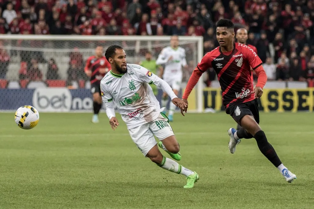 Abner pelo CAP. Foto: Robson Mafra/AGIF