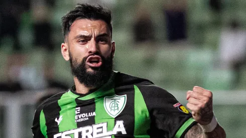 Mastriani decide deixar o América Mineiro e encaminha acordo com campeão da Copa do Brasil. Foto: Fernando Moreno/AGIF