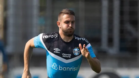 Bruno Uvini em ação no CT do Grêmio. Foto: Caio Falcao/AGIF