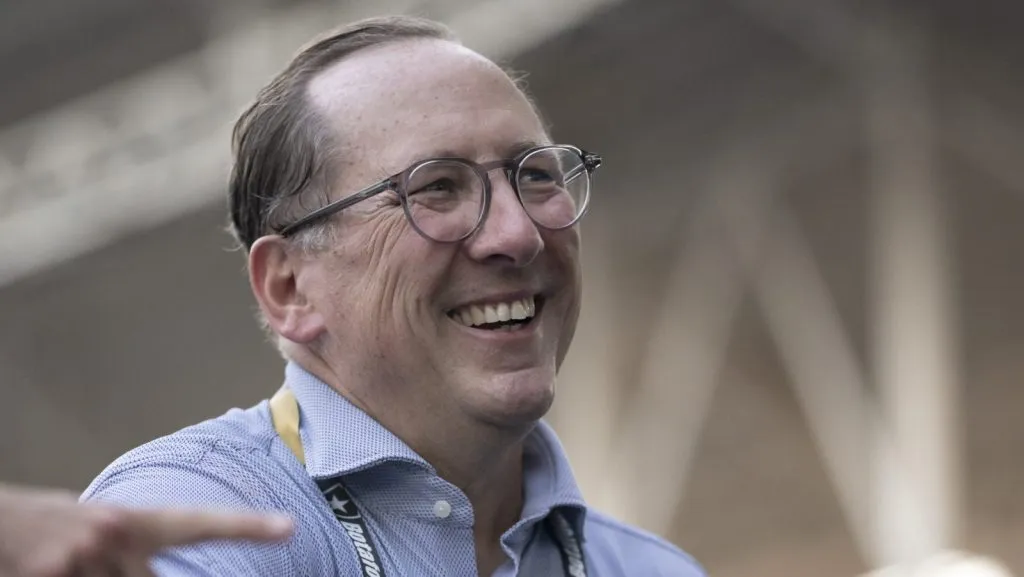 Textor aplica chapéu no Flamengo e craque de R$ 100 milhões deve jogar no Botafogo. Foto: Jorge Rodrigues/AGIF