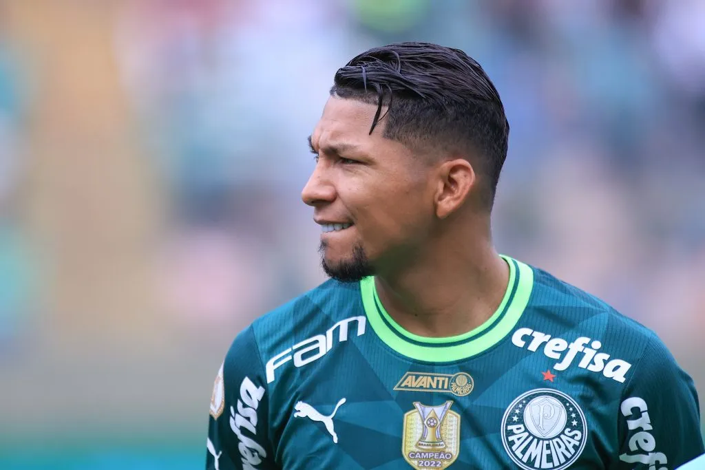 SP – BARUERI – 08/10/2023 – BRASILEIRO A 2023, PALMEIRAS X SANTOS – Rony jogador do Palmeiras durante partida contra o Santos no estadio Arena Barueri pelo campeonato Brasileiro A 2023. Foto: Marcello Zambrana/AGIF