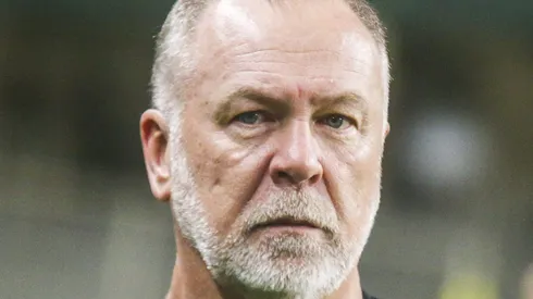 Mano Menezes, do Corinthians, errou feio ao menosprezar o Cuiabá . Foto: Gabriel Machado/AGIF