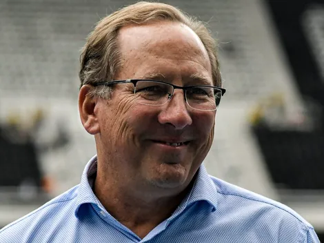 Textor não perde tempo e quer contratação de jogador badalado do Flu