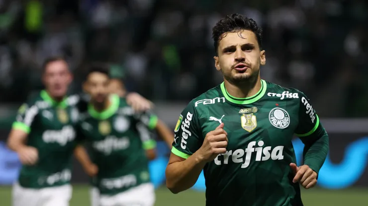 Raphael Veiga está valorizado no mercado da bola (Foto: Cesar Greco/Palmeiras/Divulgação)