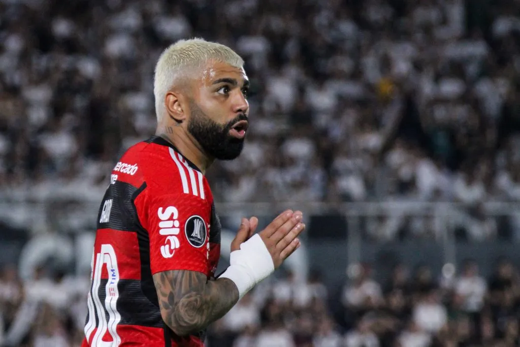 Gabigol em ação pelo Flamengo (Photo by Christian Alvarenga/Getty Images)