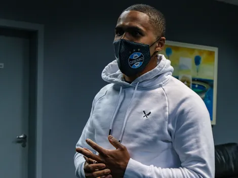 Após acerto de Douglas Costa com Fluminense, R$ 150 mil mensais viram pauta no Grêmio