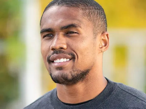 Salário de Douglas Costa no Fluminense 'vaza' na web e surpreende