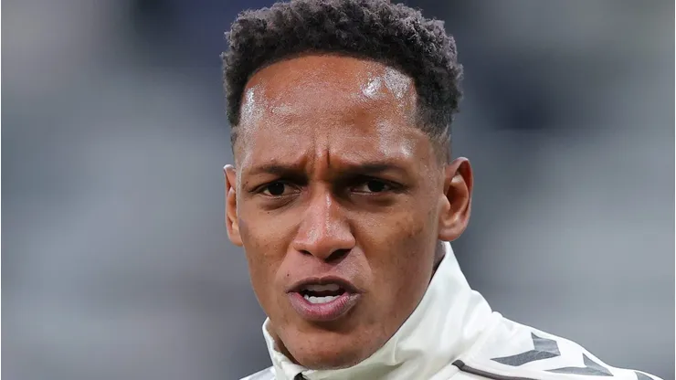 Corinthians poderia fechar com Mina para a vaga de Lucas Veríssimo (Photo by Alex Livesey/Getty Images)