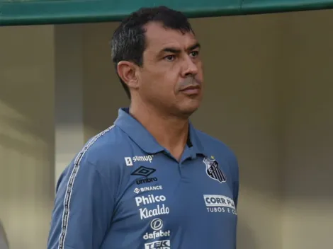 Carille surpreende ao expor bastidores com presidente do V-Varen Nagasaki