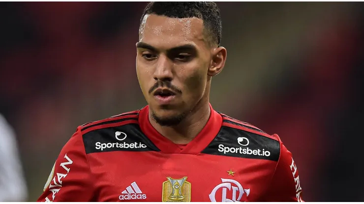matheuzinho. Foto: Thiago Ribeiro/AGIF