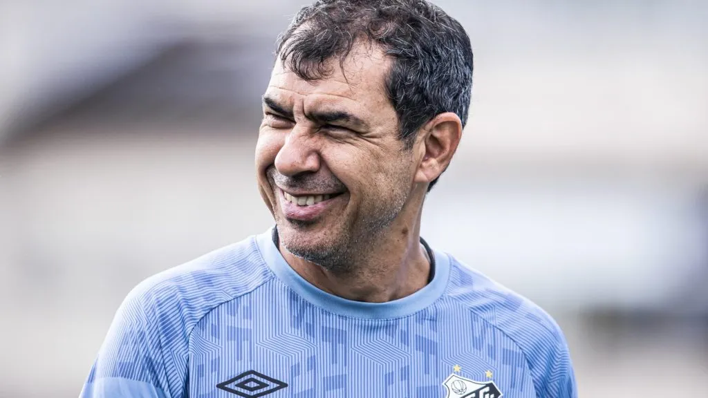 Fábio Carille poderá escalar o jogador em breve (Foto: Raul Baretta/ Santos FC/ Divulgação)