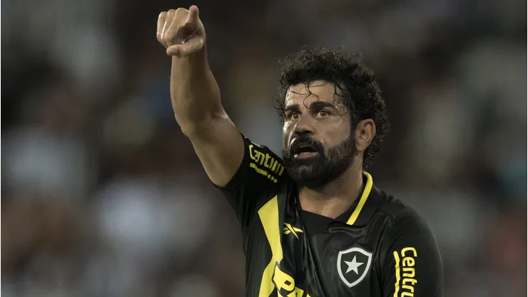 Diego Costa pode 'romper' com o Fortaleza e assinar com clube inusitado. Foto: Jorge Rodrigues/AGIF