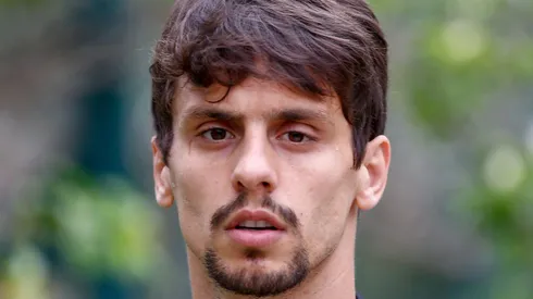 Ex-Flamengo, Rodrigo Caio recebe oferta para jogar em clube inesperado. Foto: Marcello Zambrana/AGIF