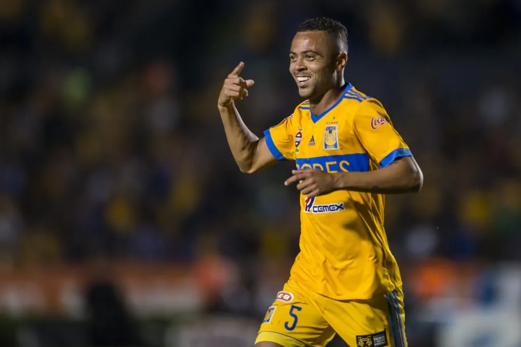 Rafael Carioca comemora gol no Tigres, do México. Foto: Azael Rodriguez/Getty Images