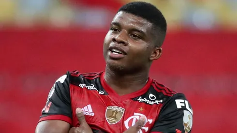 Lincoln, ex-Flamengo, fica livre no mercado e entra na mira de tricampeão da Libertadores. (Photo by Sergio Moraes-Pool/Getty Images)