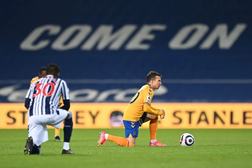 Bernard quer voltar. (Photo by Shaun Botterill/Getty Images)