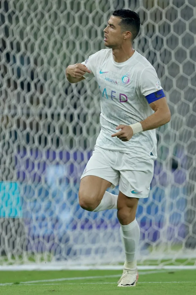 Cristiano Ronaldo dá susto no Al Nassr. Foto: Yasser Bakhsh/Getty Images