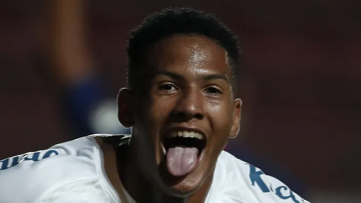 Ângelo está emprestado pelo Chelsea ao Strasbourg. Foto: Natacha Pisarenko - Pool/Getty Images