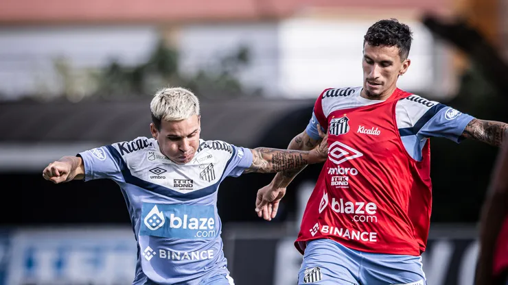 Soteldo e Dodi: atacante e volante deixaram o Santos rumo ao Grêmio (Foto: Raul Baretta/ Santos FC/ Divulgação)