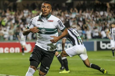 Igor Jesus quando atuava no Coritiba – Foto: Gabriel Machado/AGIF