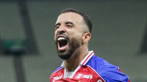 Caio Alexandre é vendido pelo Fortaleza. Foto: Lucas Emanuel/AGIF