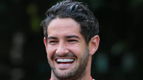 Destino de Alexandre Pato deixa a torcida do São Paulo de 'queixo caído'. Foto: Marcello Zambrana/AGIF
