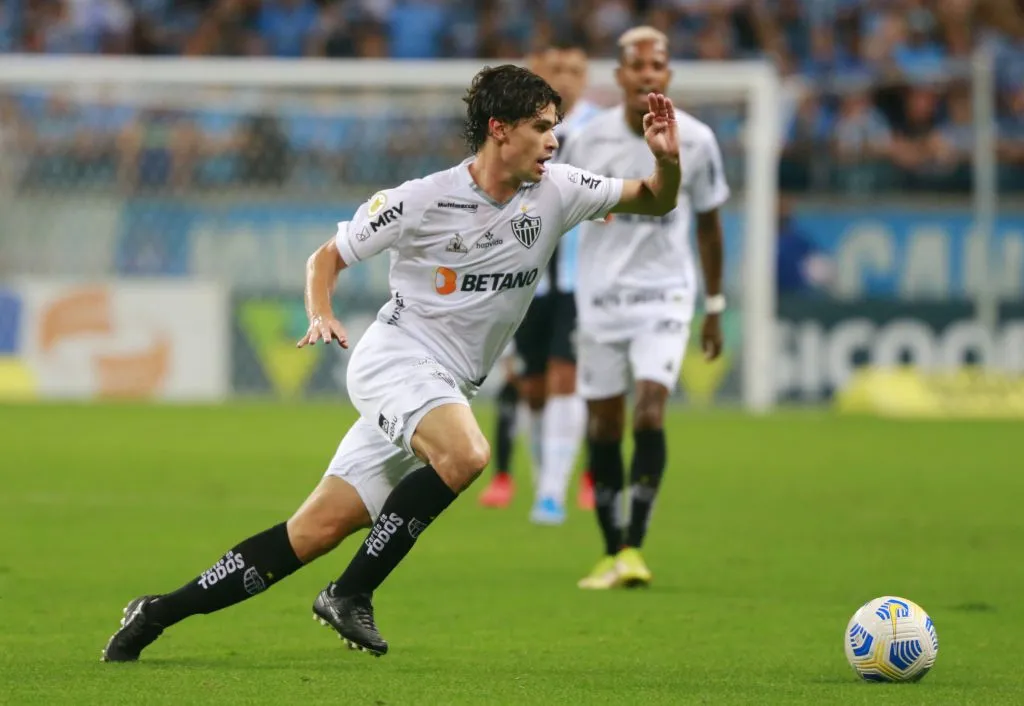 Lateral nos tempos de Atlético Mineiro (Photo by Silvio Avila/Getty Images)