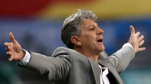 Renato não está satisfeito no Grêmio (Foto: Diego Vara - Pool/Getty Images)