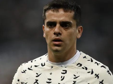 Fagner é procurado para trocar o Corinthians por grande equipe carioca