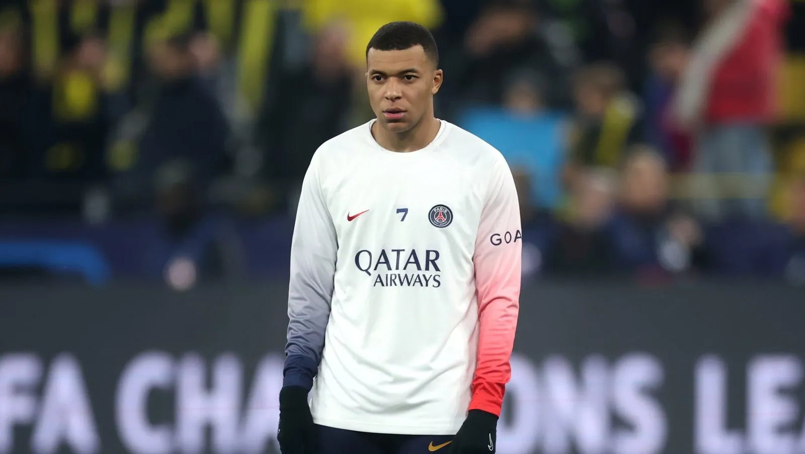 Mbappé é prioridade merengue. (Photo by Alex Grimm/Getty Images)