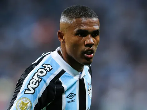 Vai fechar? Bomba sobre Douglas Costa no Cruzeiro deixa a torcida 'maluca'