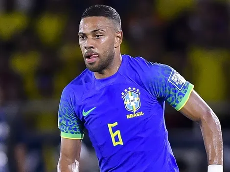 Clube supera concorrência e acerta a contratação de Renan Lodi