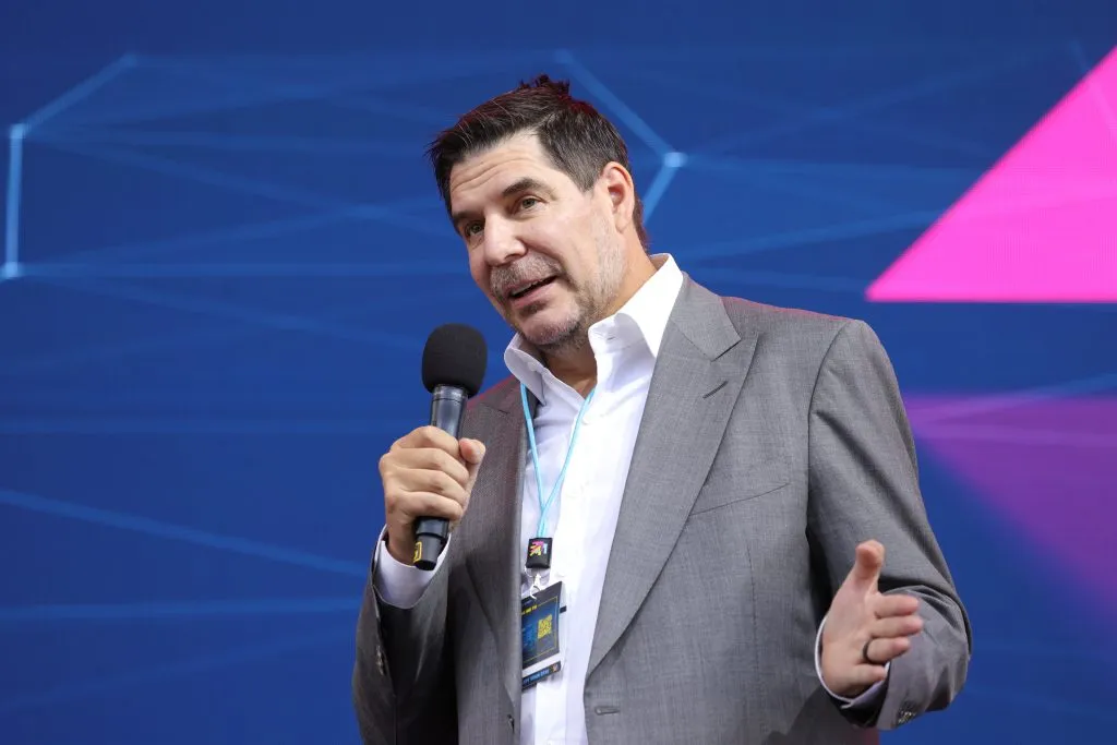 Ele também é vice-presidente da Shein. (Photo by Andreas Rentz/Getty Images)