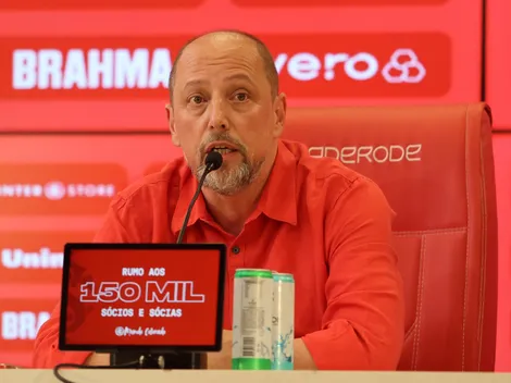 Inter vai negociar com volante do Cagliari, zagueiro do PSV e lateral do Lyon