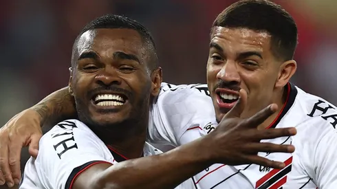 Corinthians só precisa pagar R$ 14 milhões para fechar com ídolo do Athletico Paranaense. (Photo by Buda Mendes/Getty Images)