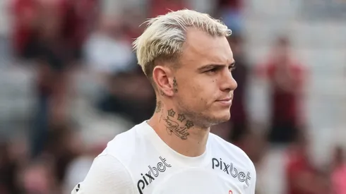 Roger Guedes em tempos de Timão. Foto: Robson Mafra/AGIF