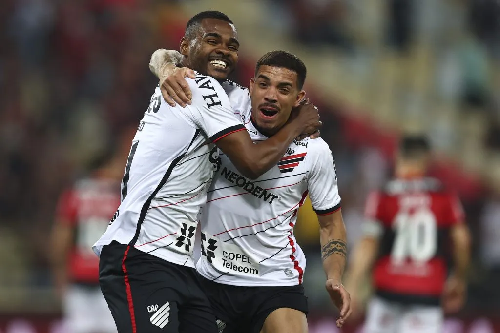 Meia ao lado de Nikão (Photo by Buda Mendes/Getty Images)