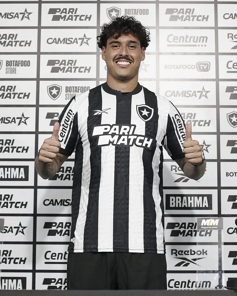 Apresentação de John e Halter do Botafogo, Estadio Nilton Santos. 09 de Janeiro de 2024, Rio de Janeiro, RJ, Brasil. Foto: Vitor Silva/Botafogo.