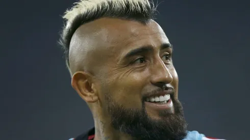 Destino inesperado de Vidal deixa a torcida do Flamengo de 'queixo caído' (Photo by Wagner Meier/Getty Images)